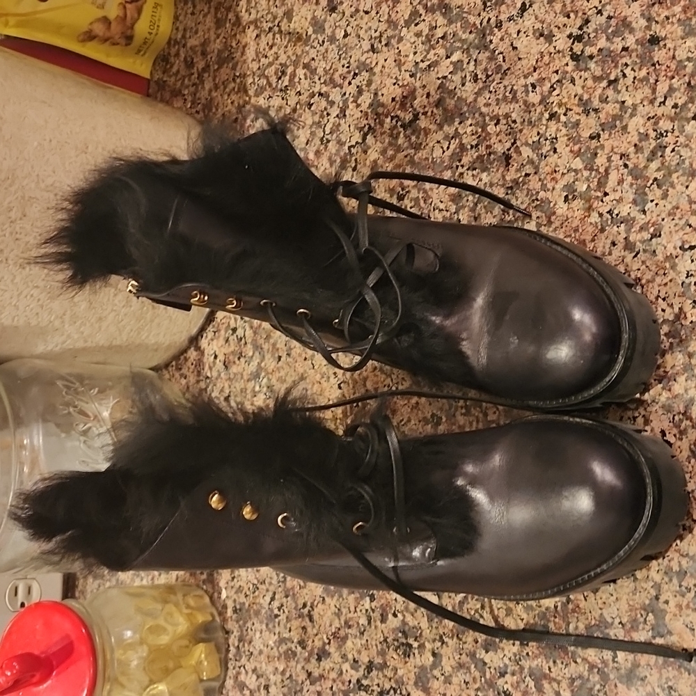 Prada Boots Size (40)